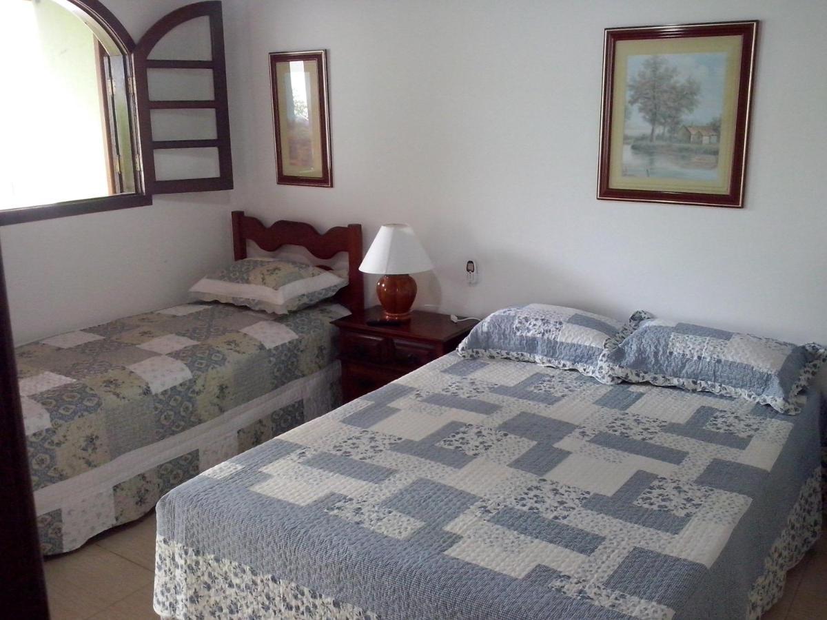 Pousada Cavalo Branco Cabo Frio Quarto foto